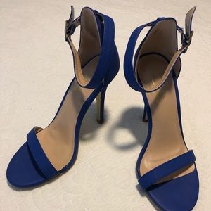 Size 6 Blue Heels
